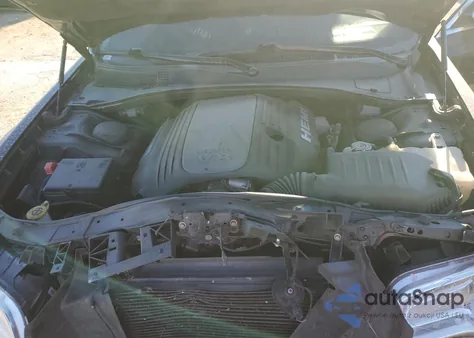 2019 Chrysler 300C z USA, uszkodzony, nr VIN 2C3CCAPT4KH601022